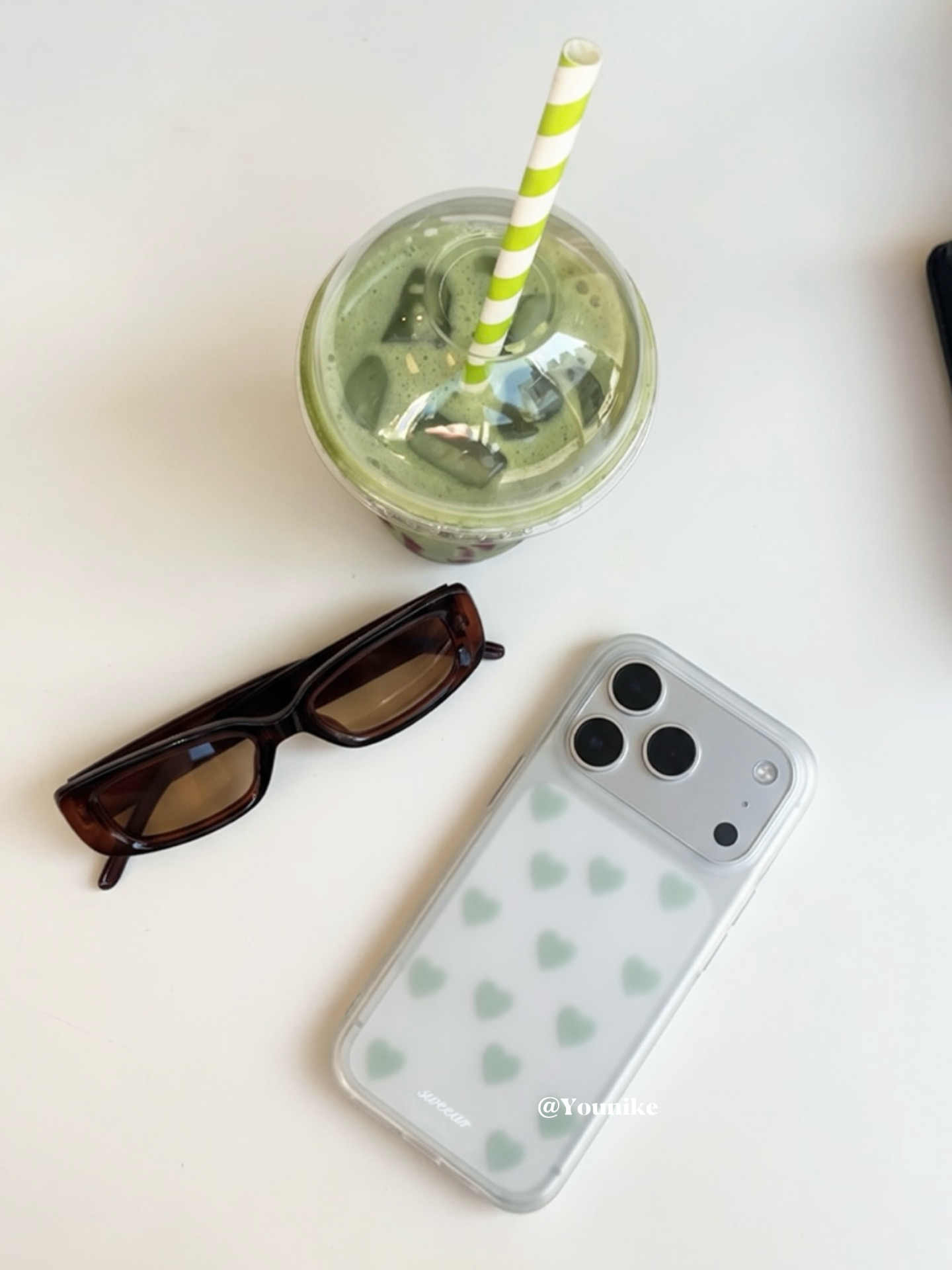 韓国風のシンプルなミストグリーン＆ブルーの「愛」をモチーフに - Phone Cases Iphone 13 のレビューと価格