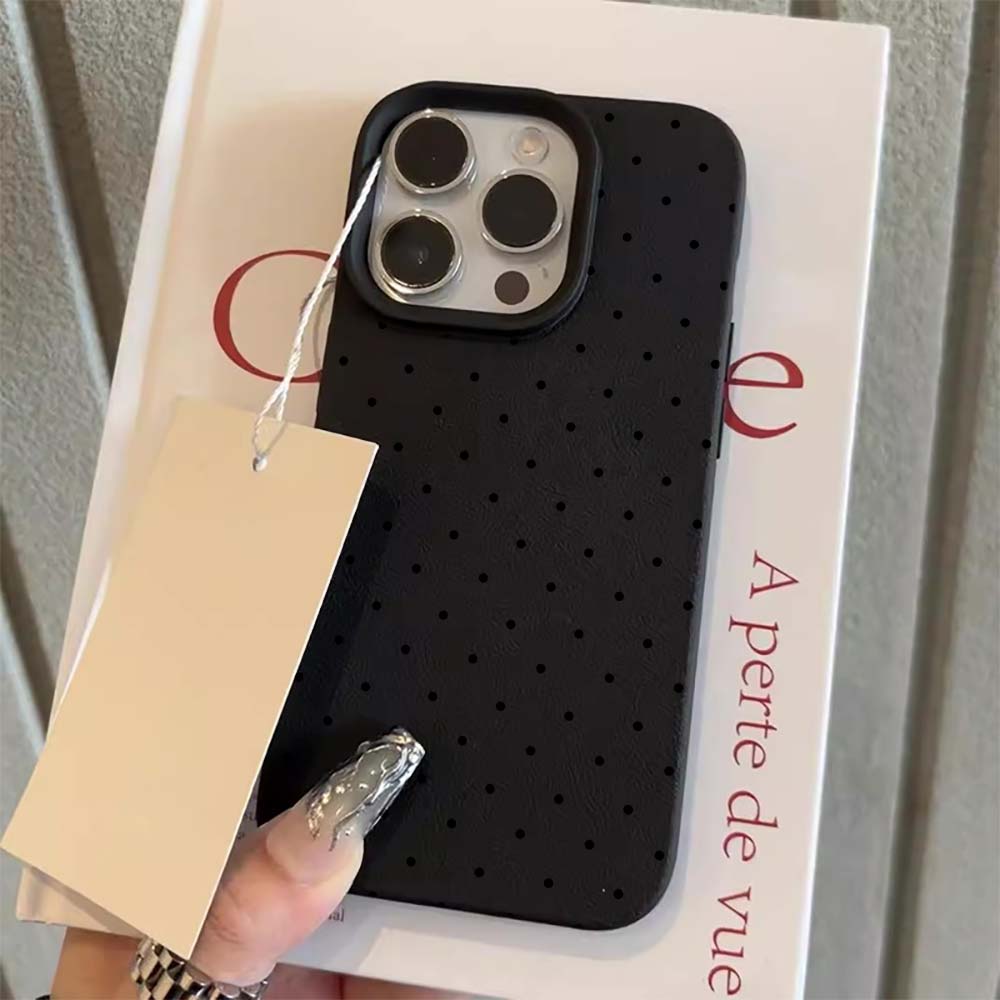 ミニマルな水玉模様のiPhoneケース iPhone 17  - Phone Cases Xr Iphone のレビューと価格
